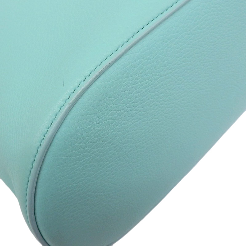 http://ティファニー%20TIFFANY%20&%20Co.%20トートバッグ%20レザー%20ブルー%20中古%20TI0147