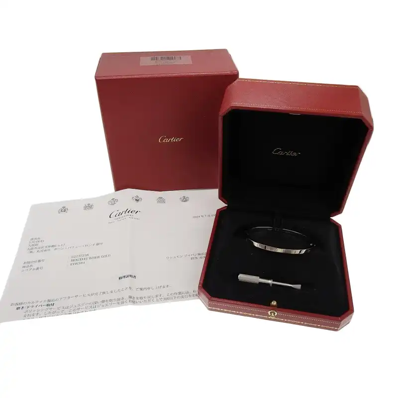 http://カルティエ%20CARTIER%20ラブブレス%20スモール%20ブレスレット%20K18WG%20#17%20中古%20CA0466
