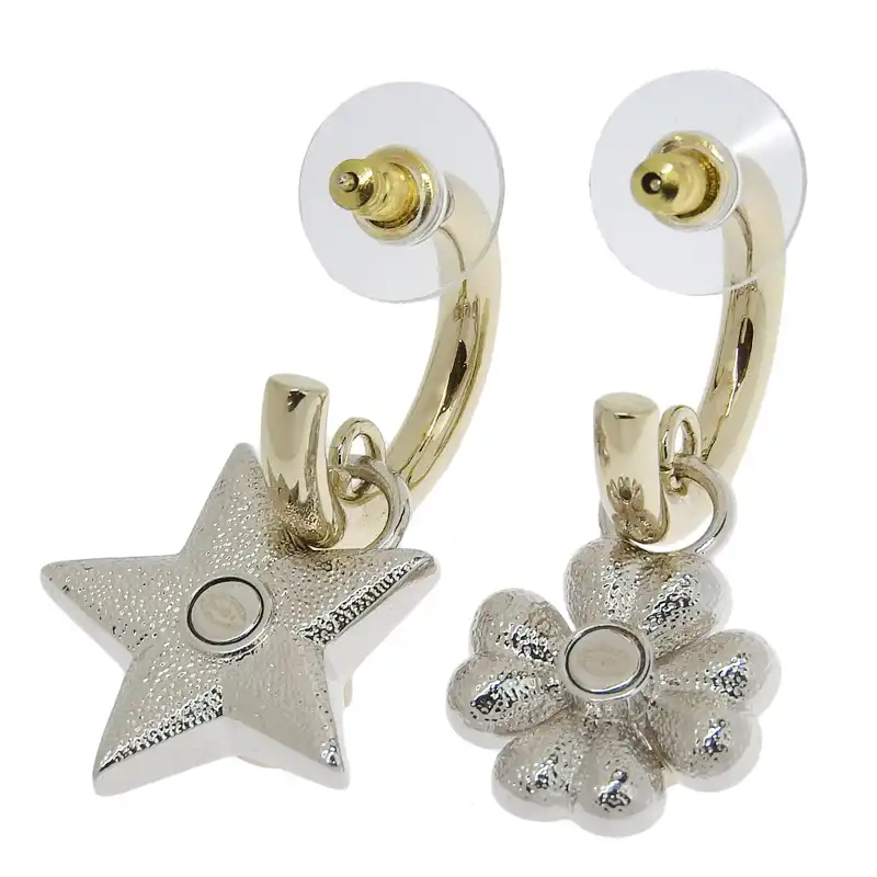 http://シャネル%20CHANEL%20ココマーク%20ピアス%20スター%20クローバー%20GP%20メタル%20ラインストーン%20シルバー色%20ゴールド色%20C23S%20中古%20CH0980