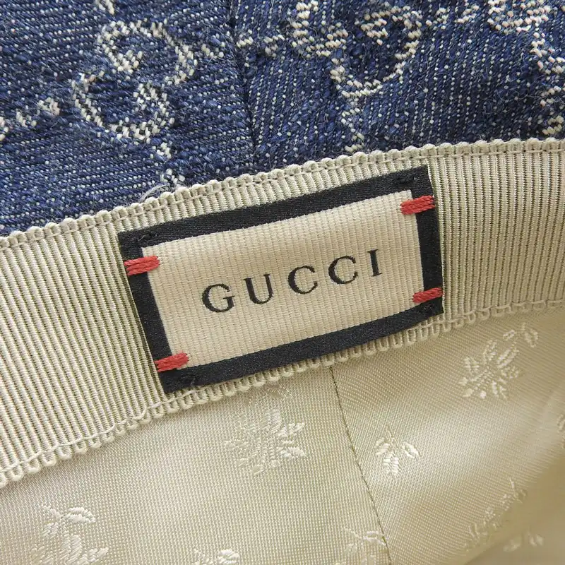 http://グッチ%20GUCCI%20バゲットハット%20帽子%20GGデニム%20レザー%20ネイビー/ブラウン%20#S%20576371%20美品%20GU0607