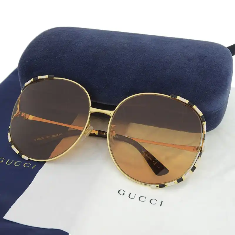 http://グッチ%20GUCCI%20サングラス%20ラウンド%20ゴールド&ブラウン%20GG0595S%20中古%20GU0613