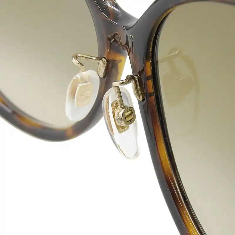 http://グッチ%20GUCCI%20シェリーライン%20サングラス%20ゴールド&ブラウン%20GG0226SK%20中古%20GU0614