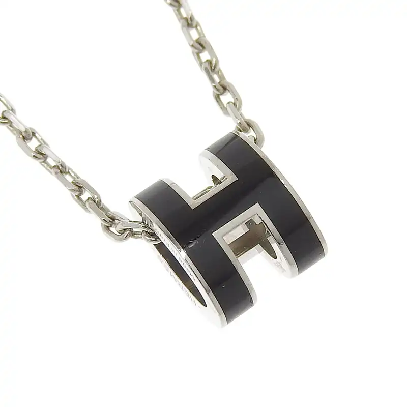 http://エルメス%20HERMES%20ミニポップアッシュ%20ネックレス%20ブラック/シルバー色%20中古%20HE0994