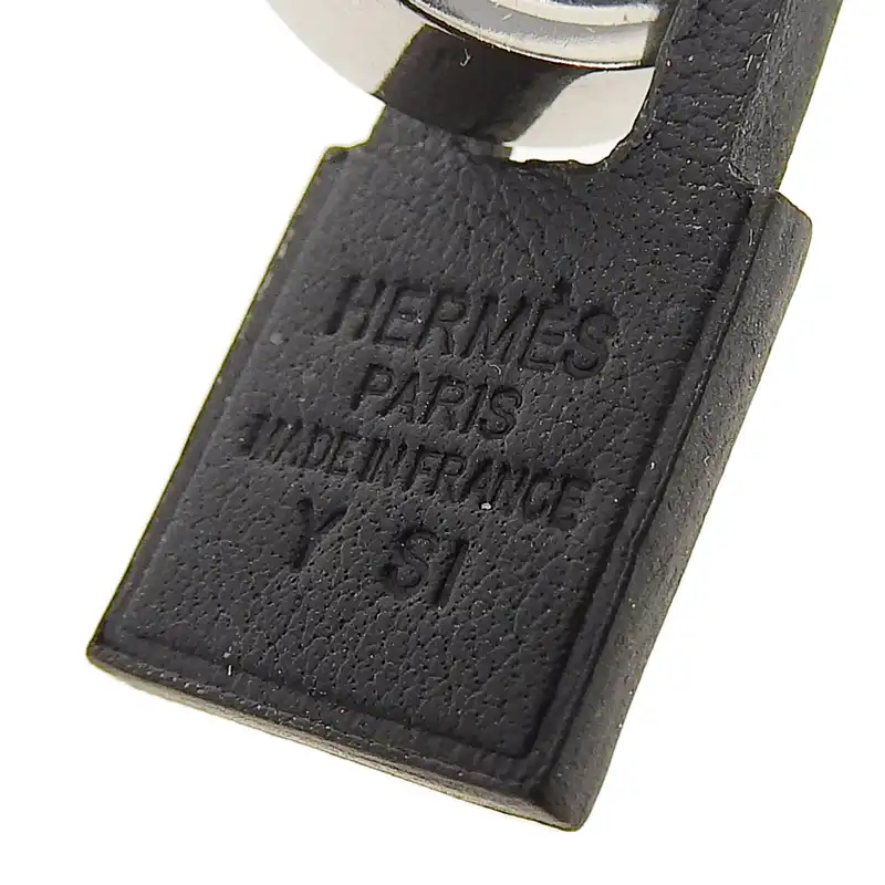 http://エルメス%20HERMES%20オーケリーピアス%20ブラック/シルバー色%20Y刻印%202020年%20中古%20HE1000