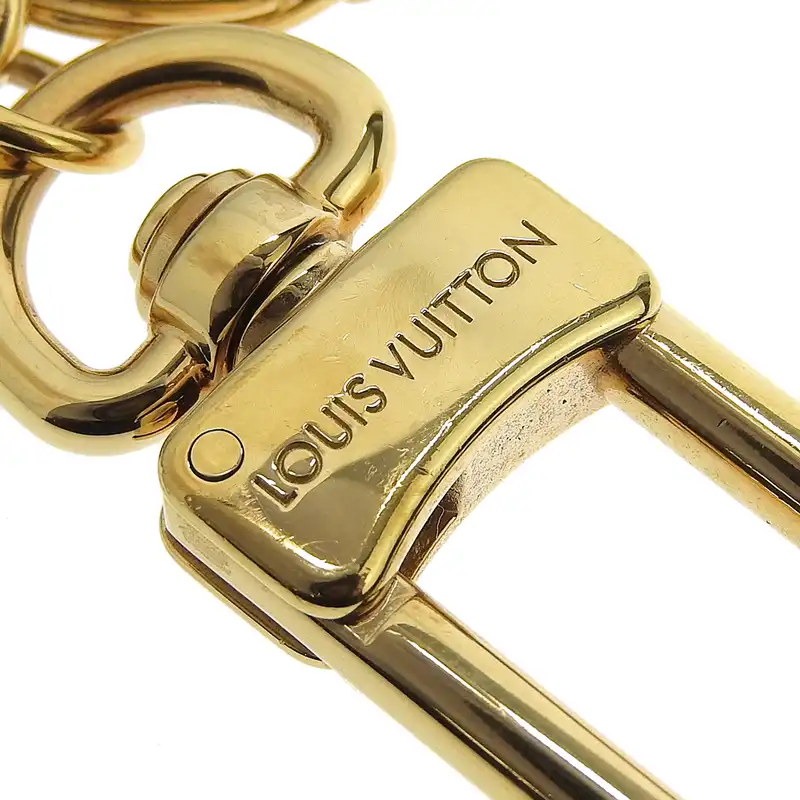 http://ルイヴィトン%20LOUIS%20VUITTON%20ポルトクレ・LVサークル%20バッグチャーム%20キーホルダー%20GP%20ゴールド色%20M68000%20中古%20LV1638