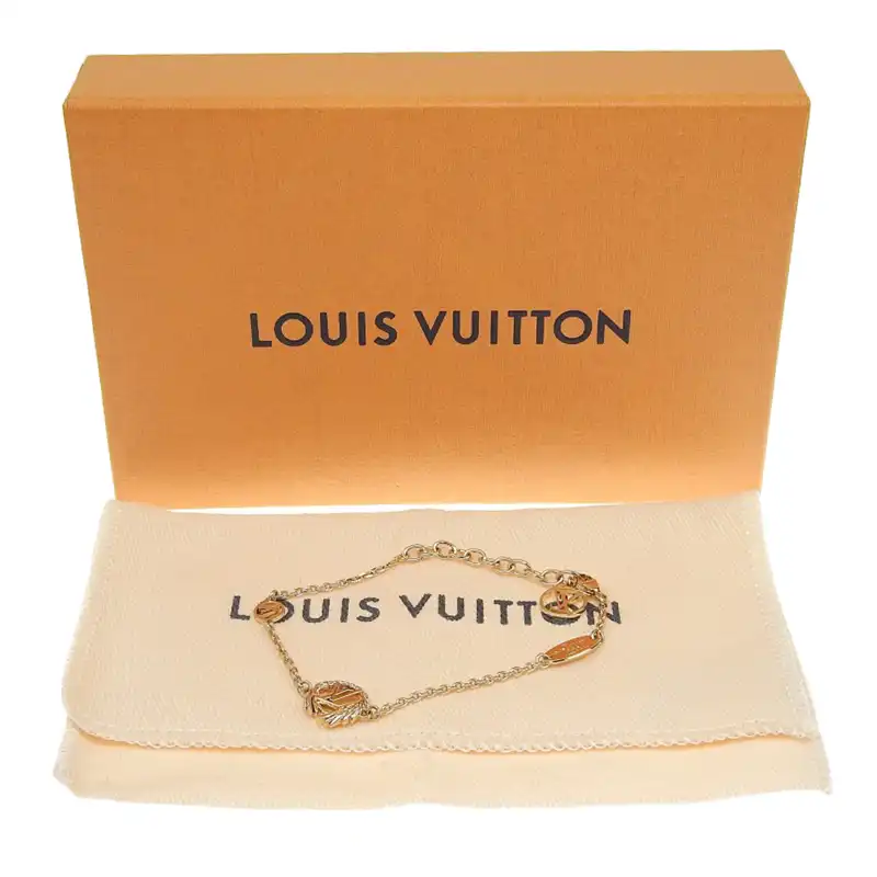 http://ルイヴィトン%20LOUIS%20VUITTON%20ブラスレ・LVエンジェル%20ブレスレット%20GP%20ゴールド色%20M64292%20中古%20LV1640