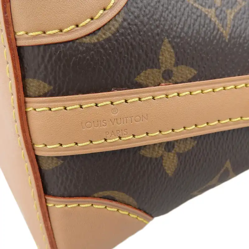 http://ルイヴィトン%20LOUIS%20VUITTON%20モノグラム%20ノエパース%20ショルダーバッグ%20M57099%20中古%20LV1667