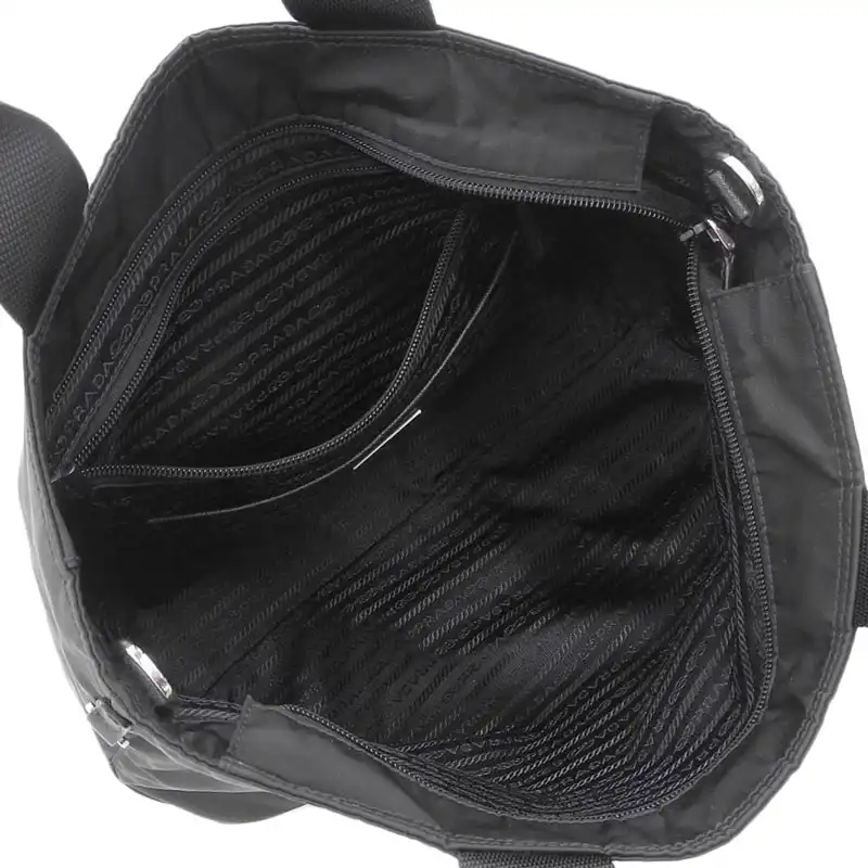 http://プラダ%20PRADA%202WAYバッグ%20ハンドバッグ%20ショルダーバッグ%20ナイロン/レザー%20ブラック%201BG867%20中古%20OB2245