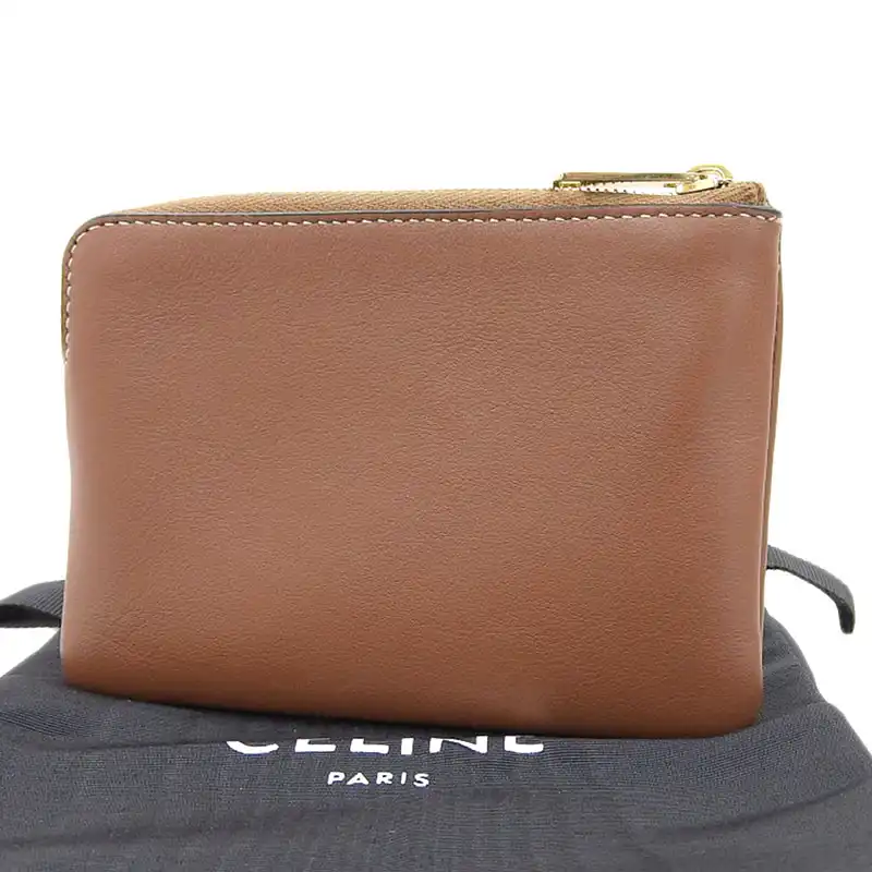http://セリーヌ%20CELINE%20コインケース%20カードポーチ%20キュイル%20トリオンフ%20レザー%20タン%2010C663DR8.04L%20中古%20OBB0570