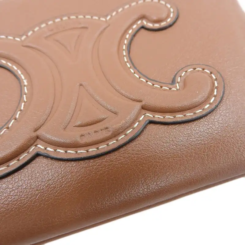http://セリーヌ%20CELINE%20コインケース%20カードポーチ%20キュイル%20トリオンフ%20レザー%20タン%2010C663DR8.04L%20中古%20OBB0570
