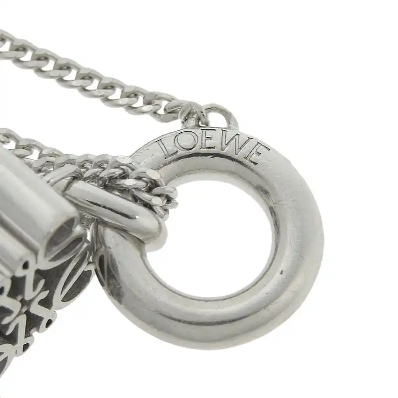 http://ロエベ%20LOEWE%20アナグラム%20ネックレス%20SV925%20中古%20OBJ0287