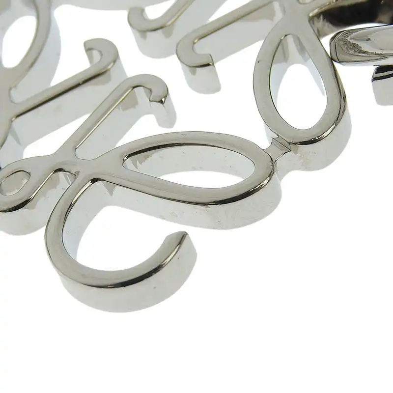 http://ロエベ%20LOEWE%20アナグラム%20キーリング%20キーホルダー%20シルバー色%20中古%20新入荷%20OBJ0294
