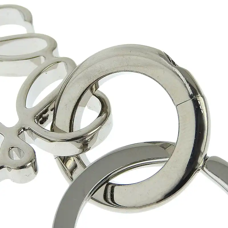 http://ロエベ%20LOEWE%20アナグラム%20キーリング%20キーホルダー%20シルバー色%20中古%20新入荷%20OBJ0294