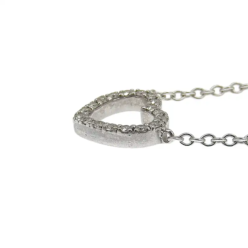 http://ティファニー%20TIFFANY%20&%20Co.%20メトロハートネックレス%20ダイヤモンド%20K18WG%20中古%20TI0144