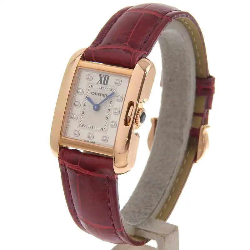 http://カルティエ%20CARTIER%20タンクアングレーズSM%20レディース%20クォーツ%20シルバー文字盤%2011Pダイヤモンド%20PG/革%20WJTA0007%20中古%20CA0471