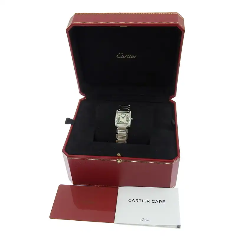 http://カルティエ%20CARTIER%20タンクフランセーズSM%20レディース%20クォーツ%20腕時計%20ダイヤベゼル%20SS%20ホワイト文字盤%20W4TA0008%20中古%20CA0472