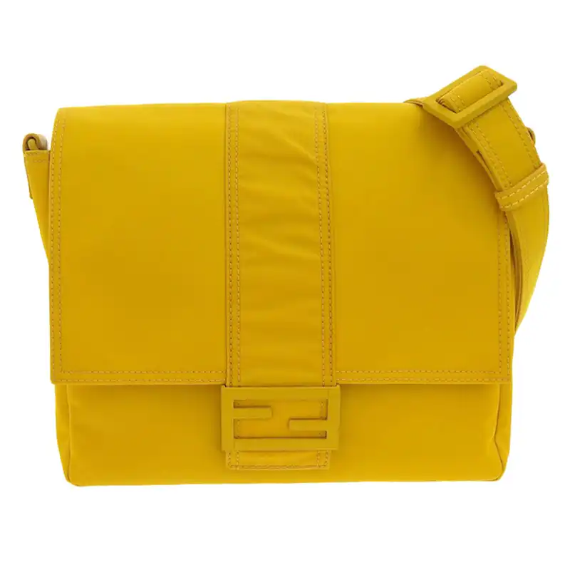 http://フェンディ%20FENDI%20バケット%20メッセンジャーバッグ%20ショルダーバッグ%20斜め掛け%20ナイロン%20イエロー%207VA537%20中古%20OB2241