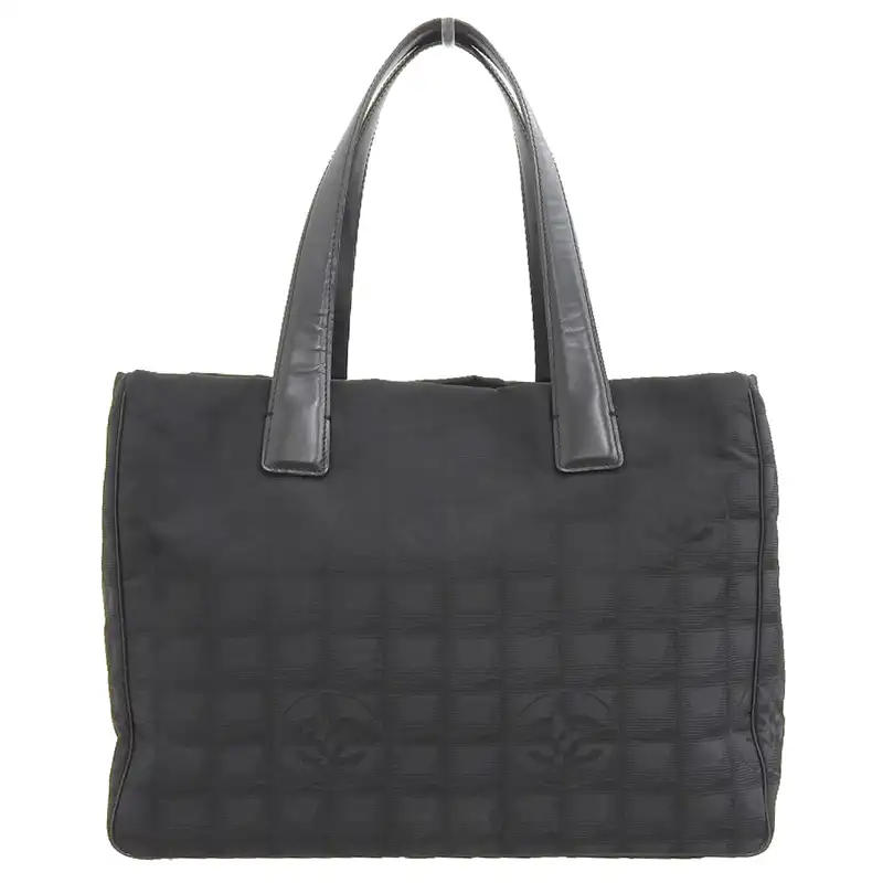 シャネル CHANEL ニュートラベルラインMM トートバッグ ナイロン/レザー ブラック 中古 CH0985