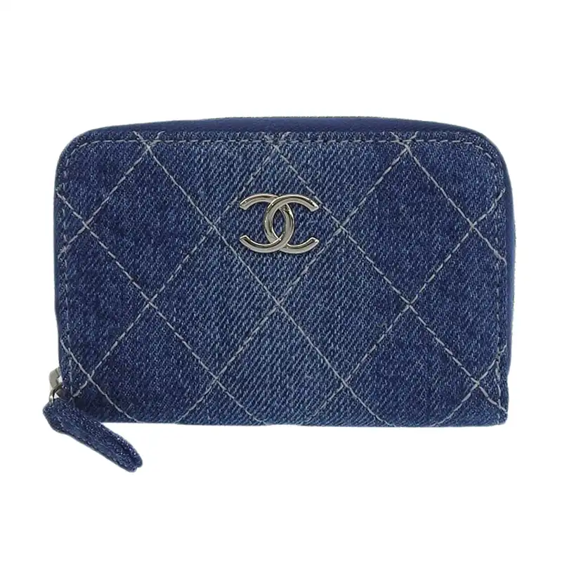 http://シャネル%20CHANEL%20マトラッセ%20コインケース%20小銭入れ%20デニム%20ブルー%2027番台%20美品%20CH1009