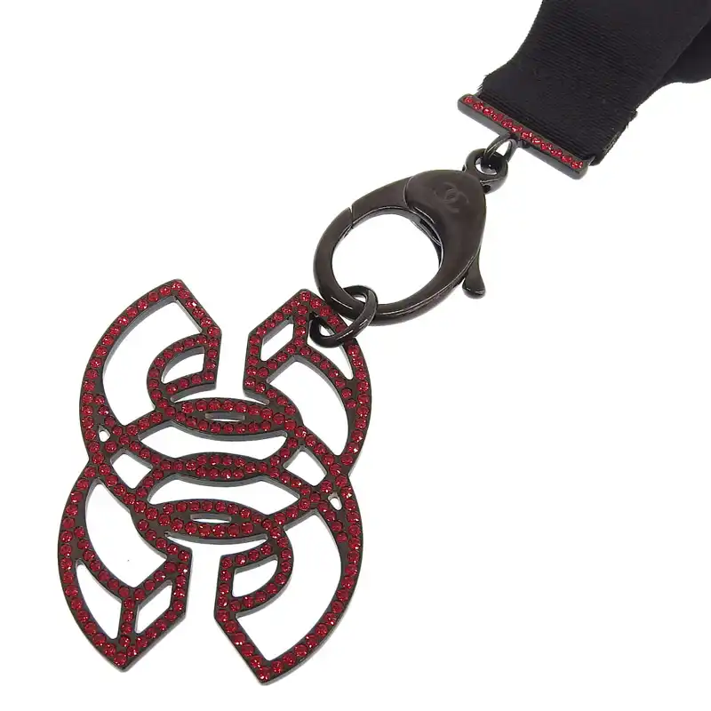 シャネル CHANEL ネックストラップ ココマーク ラインストーン ナイロン レッド/ブラック B17S 中古 CH1024