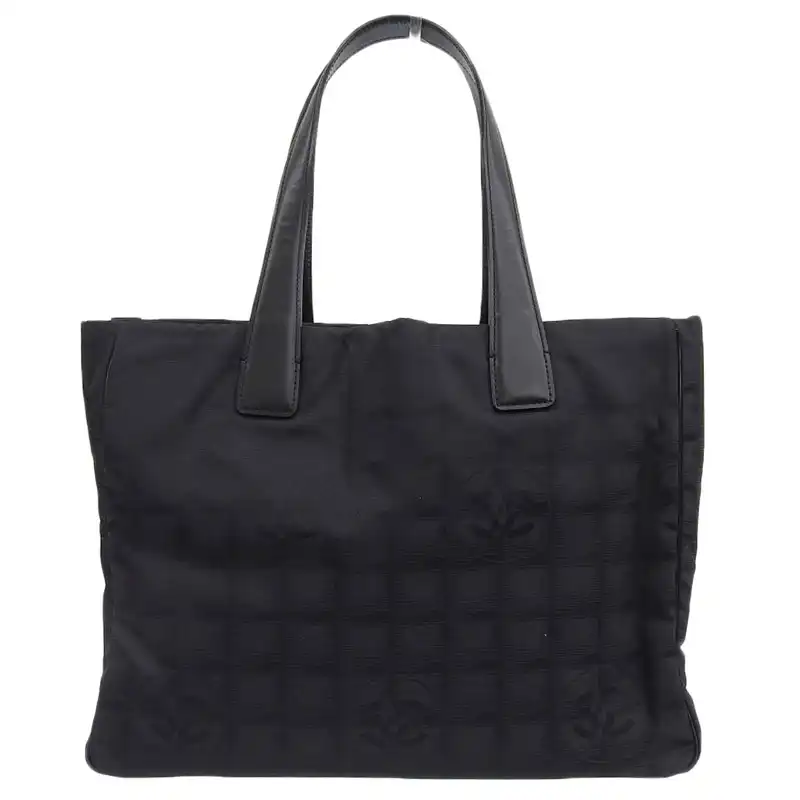 シャネル CHANEL ニュートラベルラインMM トートバッグ ナイロン/レザー ブラック 8番台 中古 CH1034