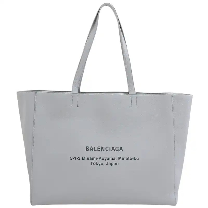 http://バレンシアガ%20BALENCIAGA%20エブリデイ%20トートバッグ%20レザー%20グレー%20南青山店限定%20618284%20中古%20OB2421