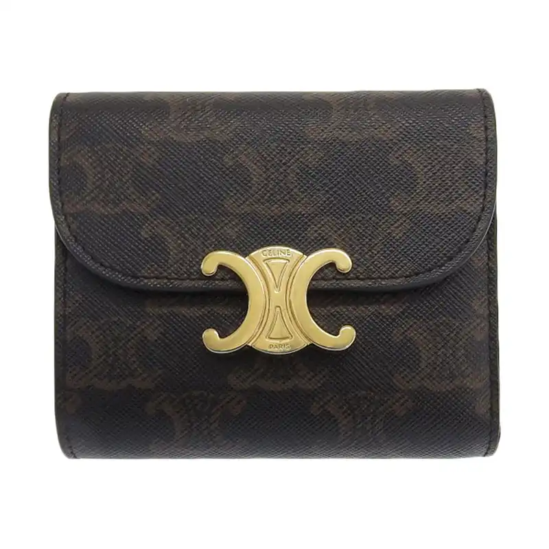 http://セリ−ヌ%20CELINE%20トリオンフ%20スモール%20フラップウォレット%20トリオンフキャンバス%20カーフスキン%20タン%2010D782CQH.04LU%20中古%20OBB0638