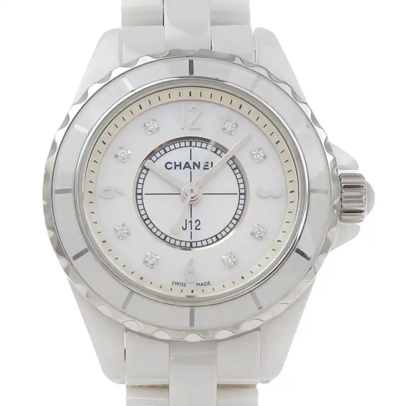 http://シャネル%20CHANEL%20J12%20レディース%20クォーツ%20腕時計%20セラミック/SS%208Pダイヤモンド%20シェル文字盤%20H2570%20中古%20CH1062