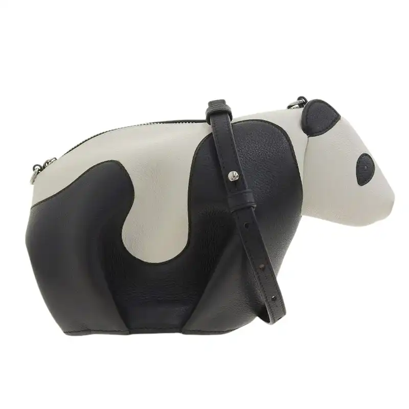 http://ロエベ%20LOEWE%20パンダ%20ショルダーバッグ%20レザー%20ホワイト/ブラック%20中古%20OB2536