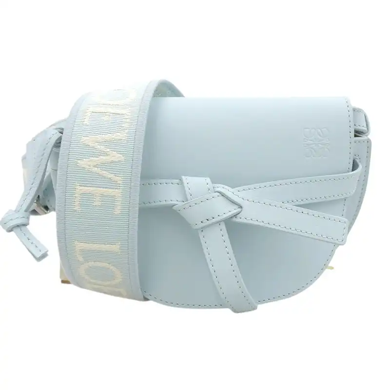 ロエベ LOEWE ミニゲート 斜め掛け ショルダーバッグ レザー ライトブルー A650N46X13 中古 OB2551