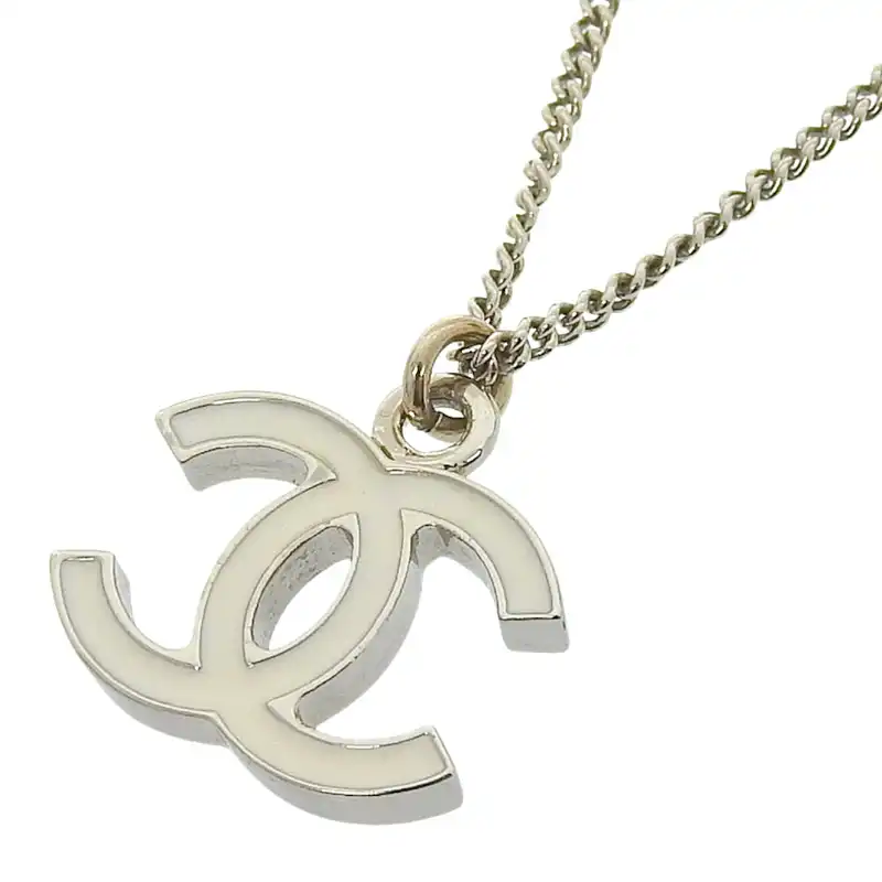シャネル CHANEL ココマーク ネックレス GP ホワイト/ゴールド色 05V 中古 CH1089
