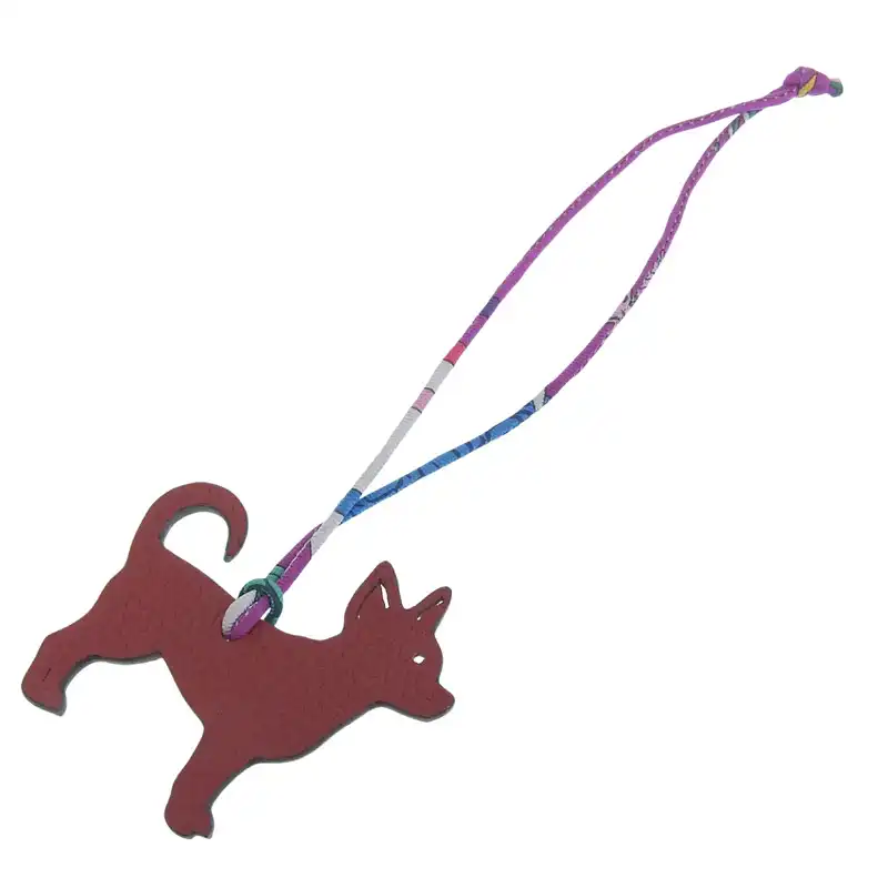 エルメス HERMES プティアッシュ バッグチャーム チワワ 犬 レザー レッド 中古 HE1137
