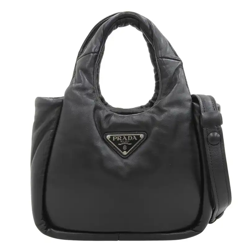 http://プラダ%20PRADA%202WAYバッグ%20ハンドバッグ%20ショルダーバッグ%20ナッパレザー%20ブラック%201BA359%20美品%20OB2676