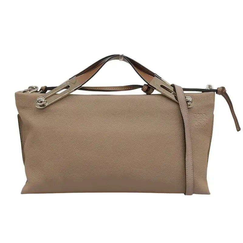 ロエベ LOEWE ミッシー ショルダーバッグ 斜め掛けショルダー レザー ベージュ 中古 OB2693