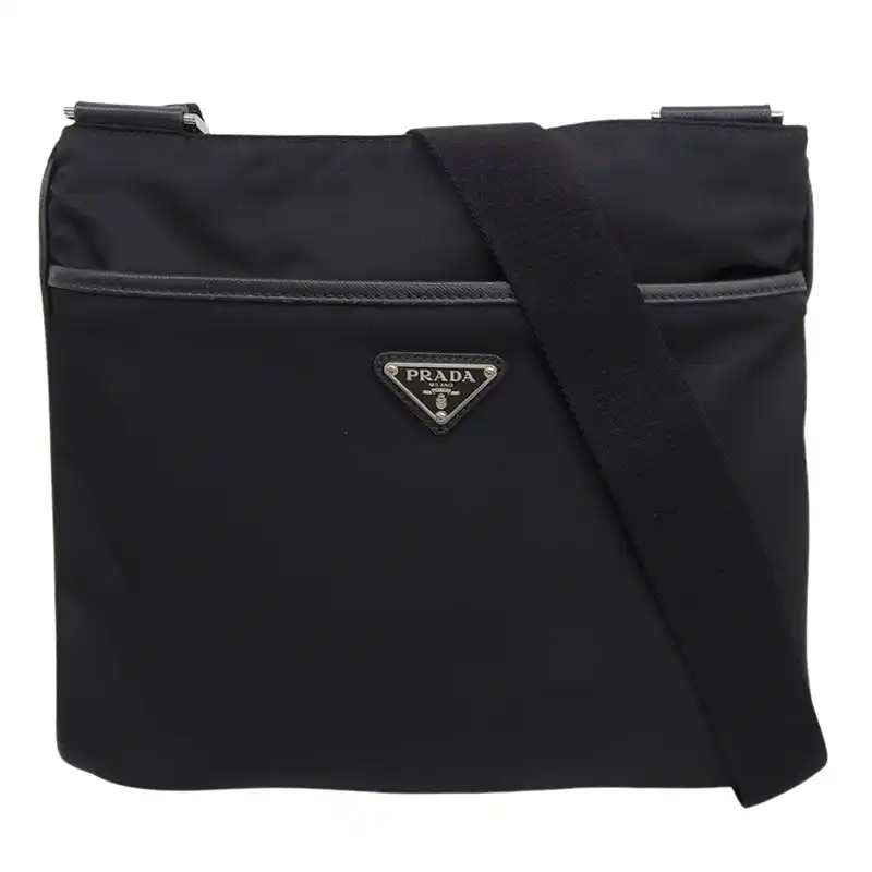 プラダ PRADA ショルダーバッグ 斜め掛けショルダー ナイロン/レザー ブラック 中古 OB2697