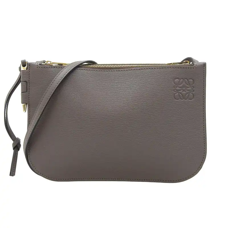 http://ロエベ%20LOEWE%20ゲートダブルジップ%20ショルダーバッグ%20レザー%20ブラウン%20中古%20OB2716