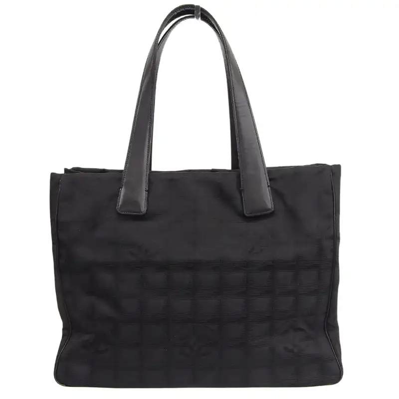 シャネル CHANEL ニュートラベルラインMM トートバッグ ナイロン/レザー ブラック 中古 CH1124