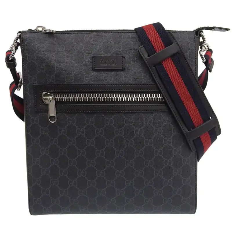 http://グッチ%20GUCCI%20ショルダーバッグ%20メッセンジャーバッグ%20GGスプリームキャンバス/レザー%20ブラック%20474137%20中古%20GU0664