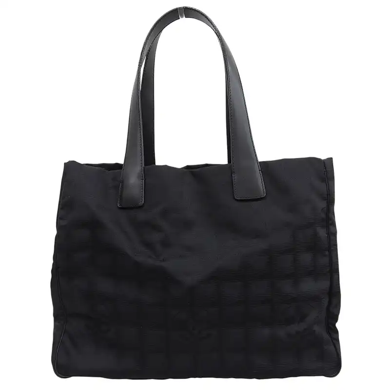 シャネル CHANEL ニュートラベルラインPM トートバッグ ナイロン/レザー ブラック 9番台 中古 CH1136