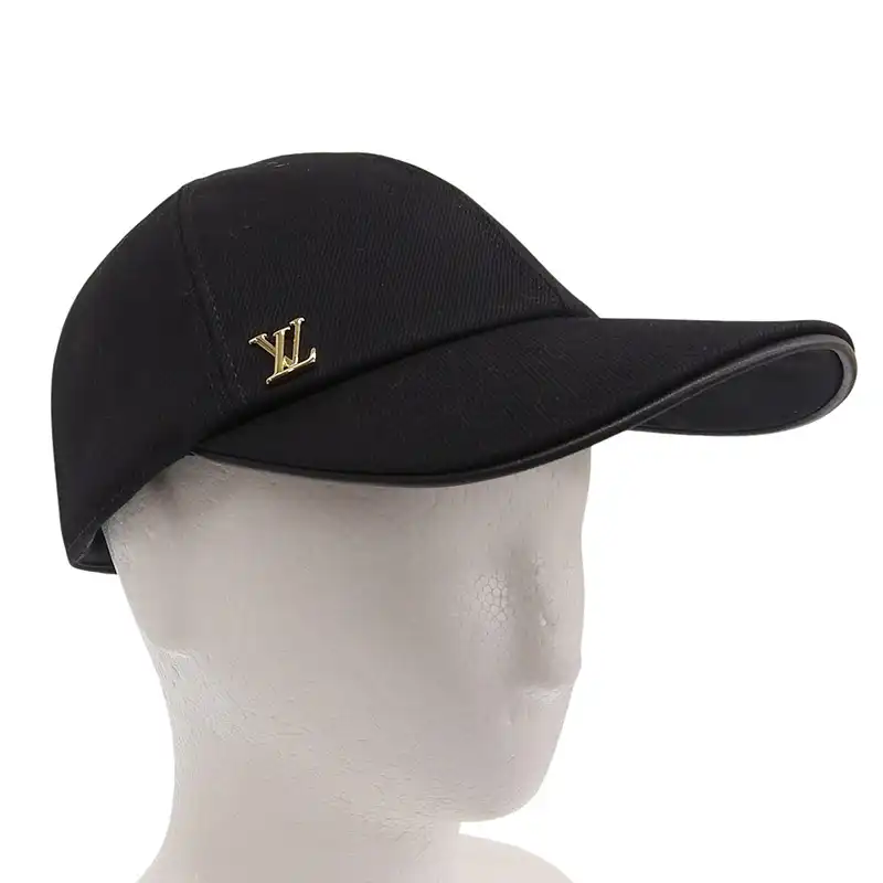http://ルイヴィトン%20LOUIS%20VUITTON%20キャップ%20LVアイコニック%20帽子%20キャンバス/レザー%20ノワール%20#L%20M7050L%20中古%20LV1915
