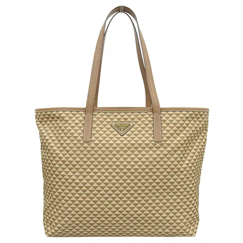 http://プラダ%20PRADA%20トートバッグ%20ナイロン/レザー%20ブラウン%201BG552%20中古%20OB2735