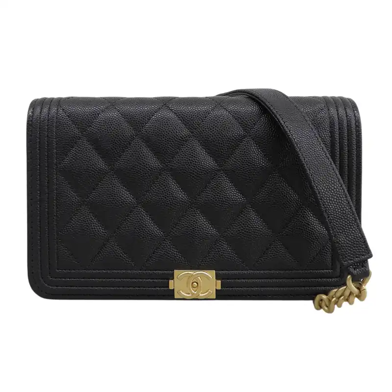 http://シャネル%20CHANEL%20ボーイシャネル%20ショルダーバッグ%20チェーンウォレット%20キャビアスキン%20ブラック%20中古%20CH1151