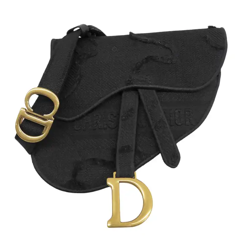 http://ディオール%20CHRISTIAN%20DIOR%20サドル%20ベルトバッグ%20ウエストポーチ%20キャンバス%20ブラック%20中古%20OB2815