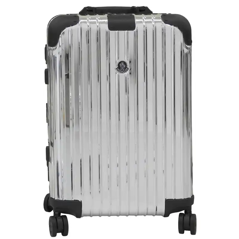 http://リモワ%20RIMOWA%20キャビン%20スーツケース%20キャリーケース%20アルミ%20シルバー%20モンクレールコラボ%20中古%20OB2902