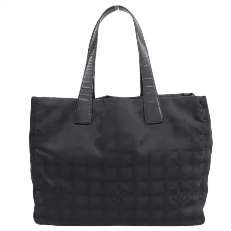 シャネル CHANEL ニュートラベルラインMM トートバッグ ナイロン/レザー ブラック 8番台 中古 CH1158