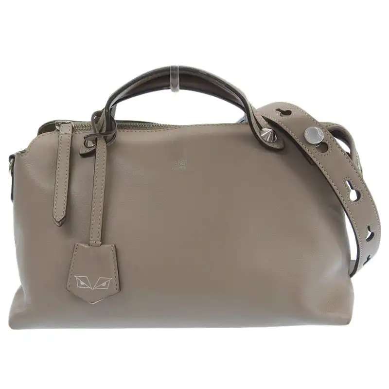 http://フェンディ%20FENDI%20バイザウェイ%202WAYバッグ%20ショルダーバッグ%20ハンドバッグ%20レザー%20グレージュ%208BL146%20中古%20OB3051