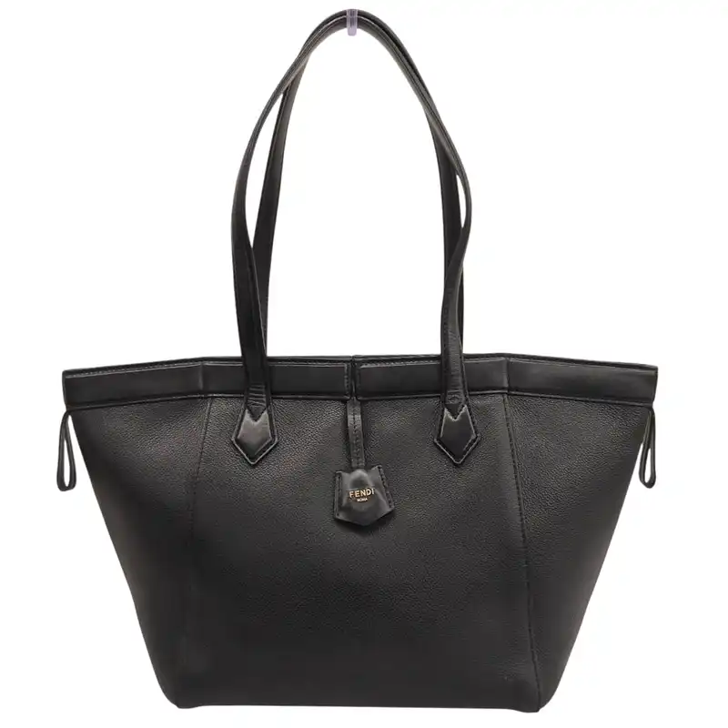 http://フェンディ%20FENDI%20オリガミPM%20トートバッグ%20レザー%20ブラック%20中古%20OB2924
