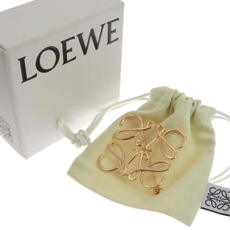 《 新品未使用 》LOEWEブローチ ゴールド ／ 箱付き????／即購入OK❣️