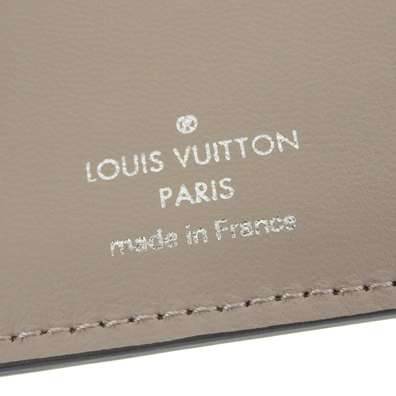 ルイヴィトン LOUIS VUITTON マヒナ ポルトフォイユ・クレア 二つ折り